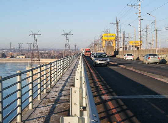 Работы на мосту Волжской ГЭС завершатся в 2021 году
